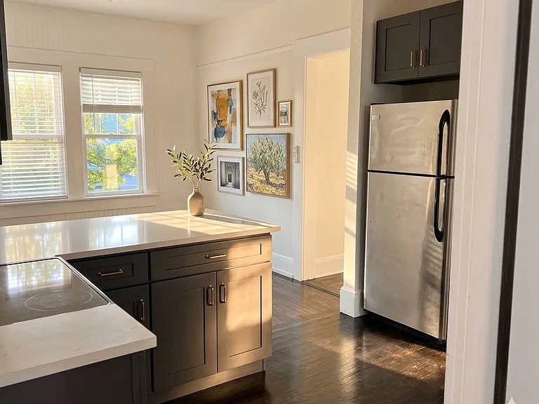 1308 Desoto Ave #7 — Photo 3