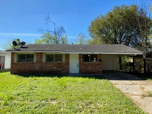 323 W 83rd St, Shreveport, LA 71106