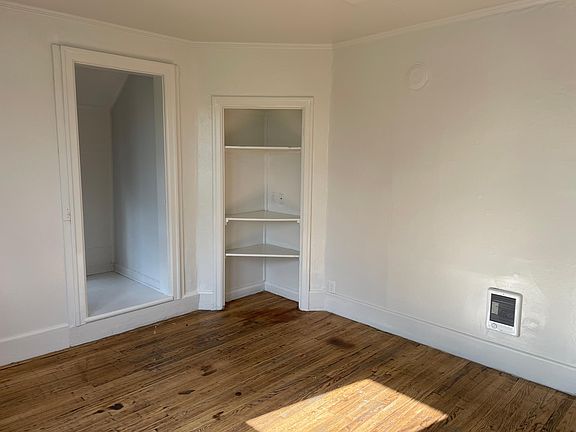 Main Bedroom/Living Space