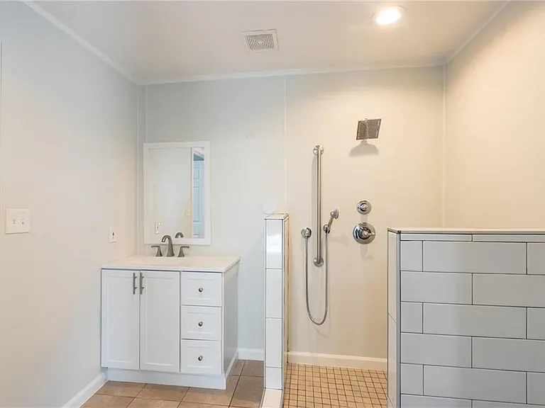 4715 S Lee St — Photo 24