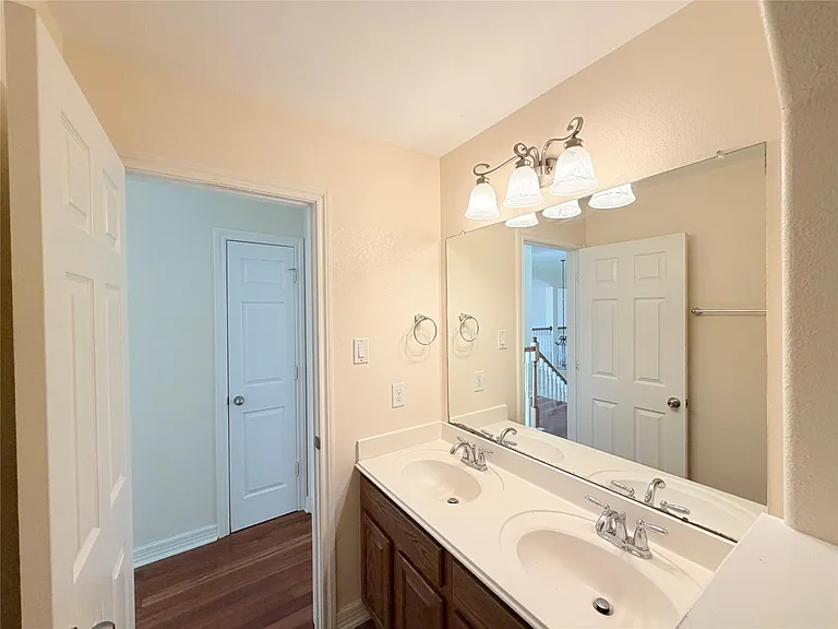 28015 Silverstream Ct — Photo 29