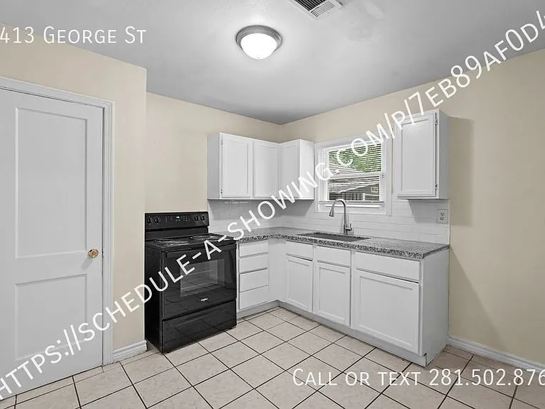 1413 George St — Photo 3