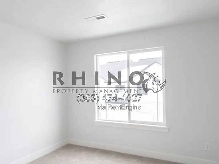 1979 N 3960 W — Photo 5
