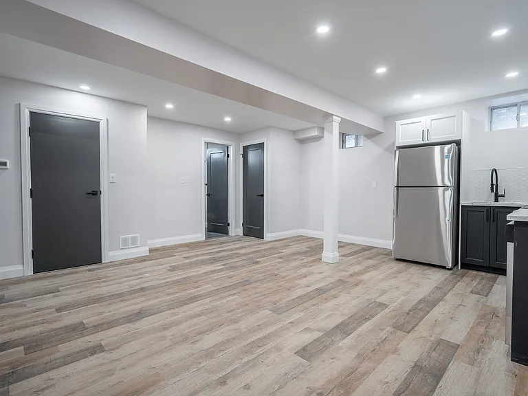 14 Burris St #1 — Photo 7