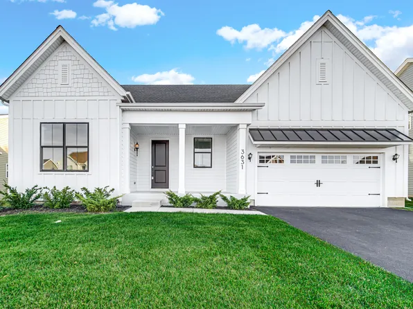 3631 Briar Creek Dr, Elgin, IL 60124