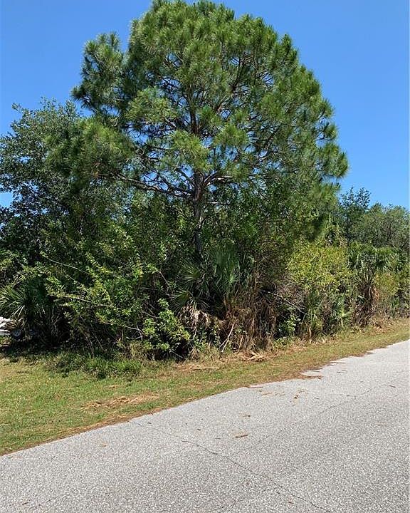 1st image of 7100 Landrum Cir