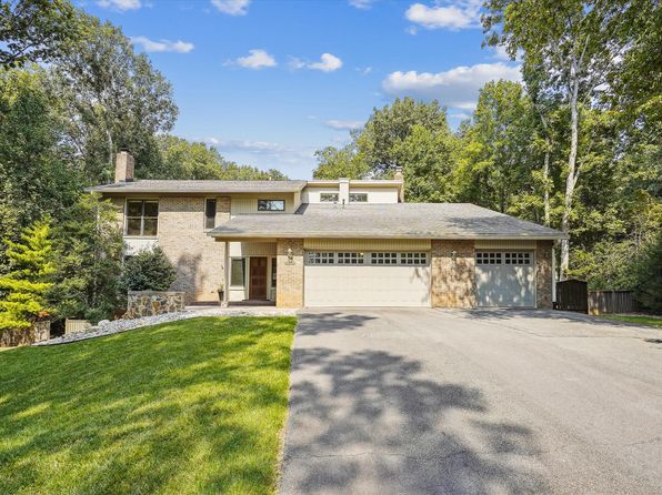 10408 Hunter Ridge Dr
