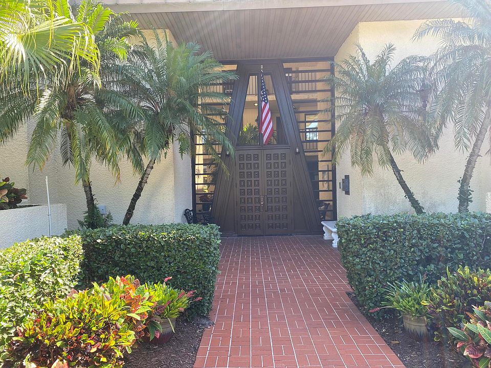 1st image of 1800 SE Saint Lucie Boulevard #5-203