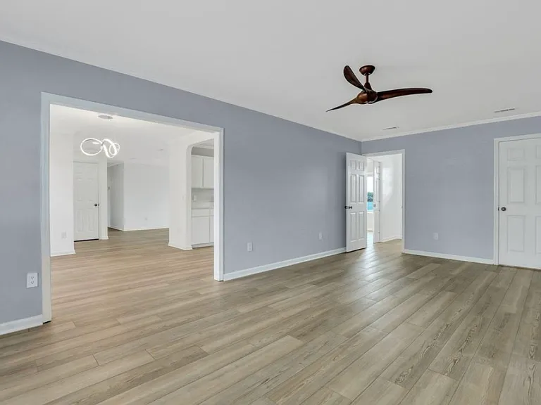 138 Wayfair Ln — Photo 20