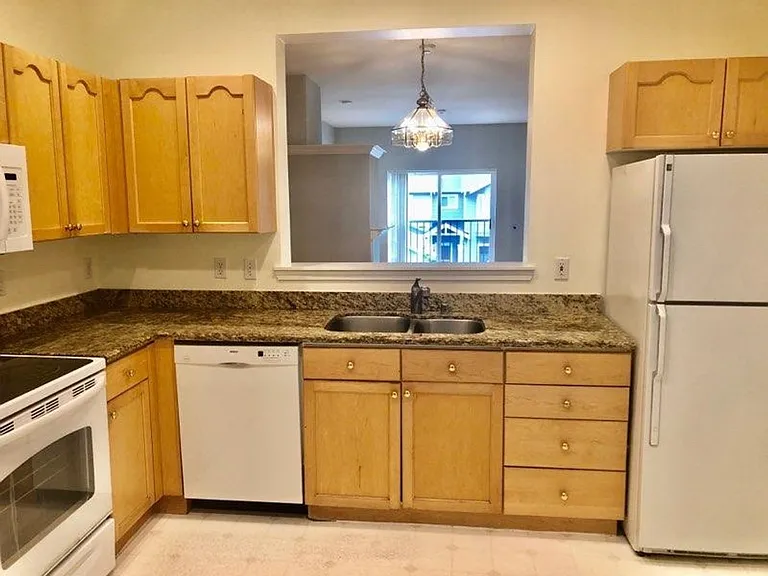 9411 177th Pl NE #2 — Photo 7