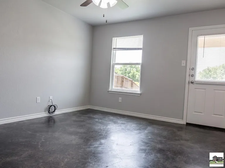 1714 Risen Star Ln #A — Photo 3