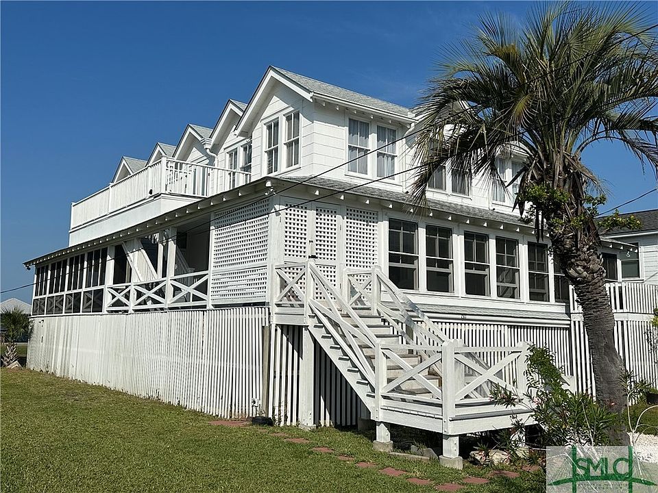 2nd image of 1511 Chatham Avenue