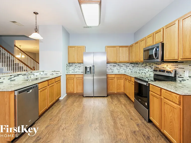 3700 Dunlavy Rd — Photo 7