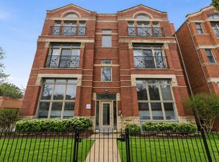 1035 W Taylor St #3, Chicago, IL 60607