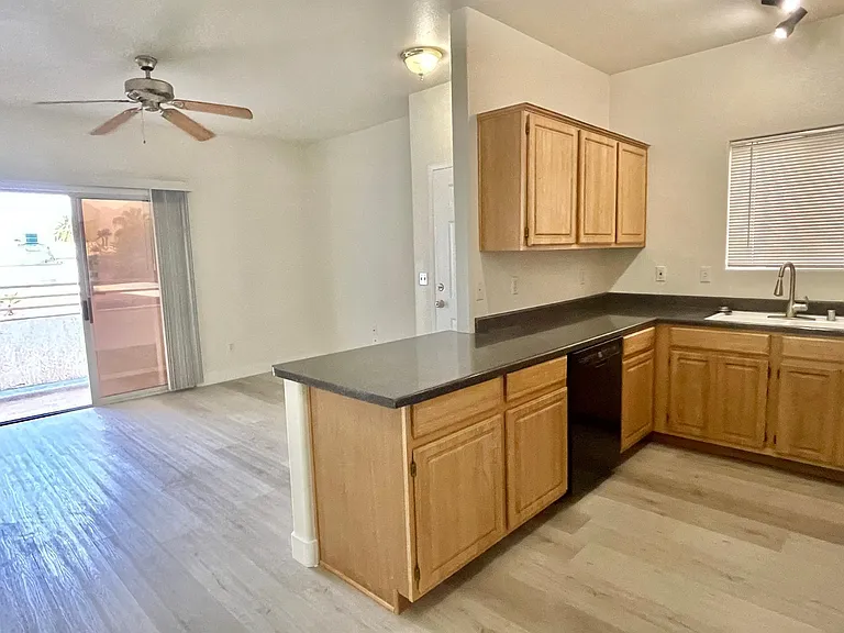 5650 E Sahara Ave #2051 — Photo 8