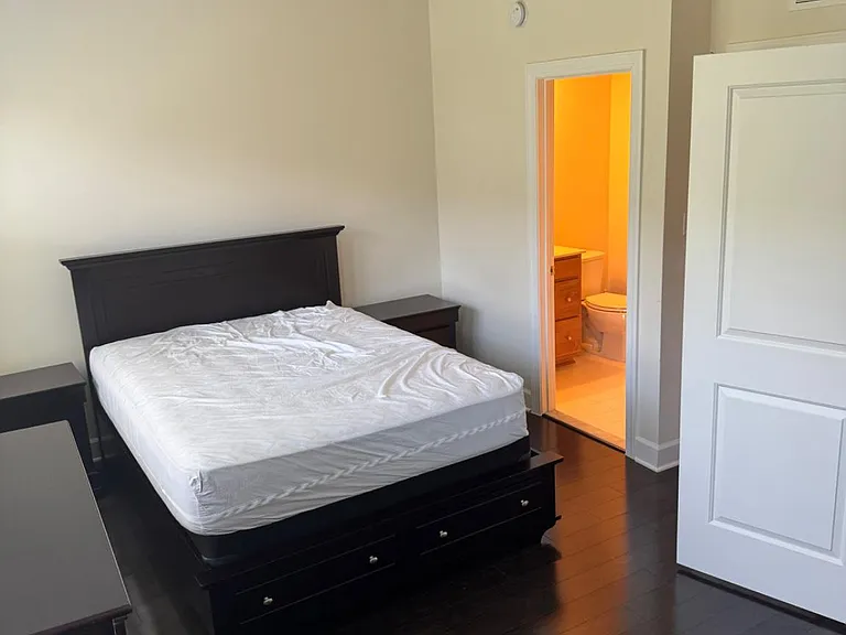 4610 Woodberry St — Photo 35