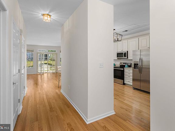4th image of 89 Chamber Ln