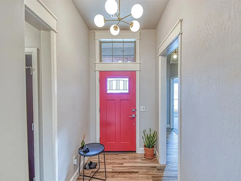 2325 Rivercross Ct — Photo 6