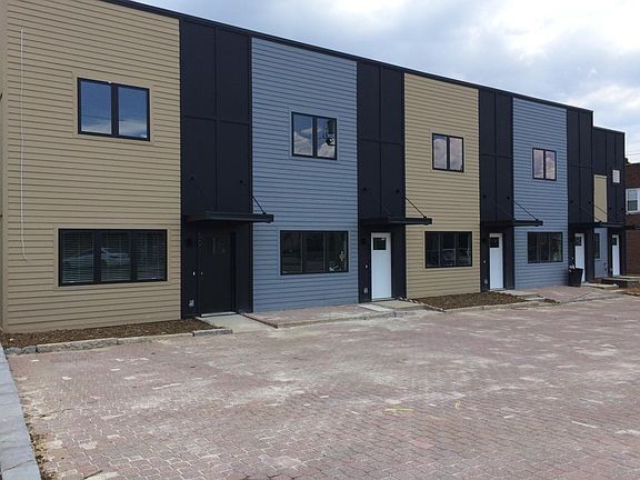 Front of 5 units on backside of building, Willow Ave