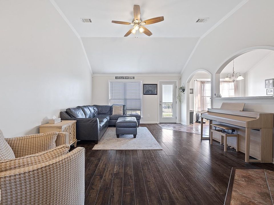 5208 Deerfield Dr, Jonesboro, AR 72404 MLS 10110062 Zillow