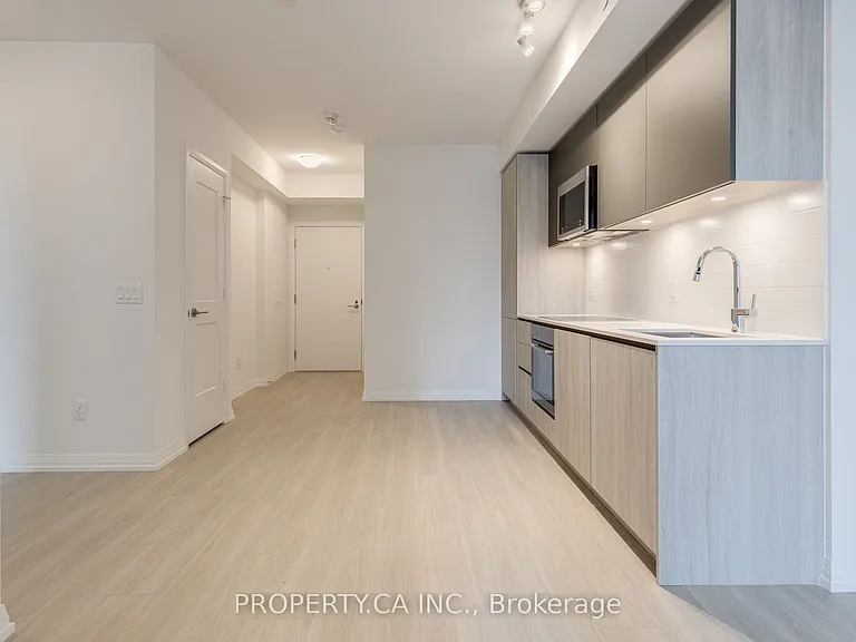 8 Widmer St #2709 — Photo 7