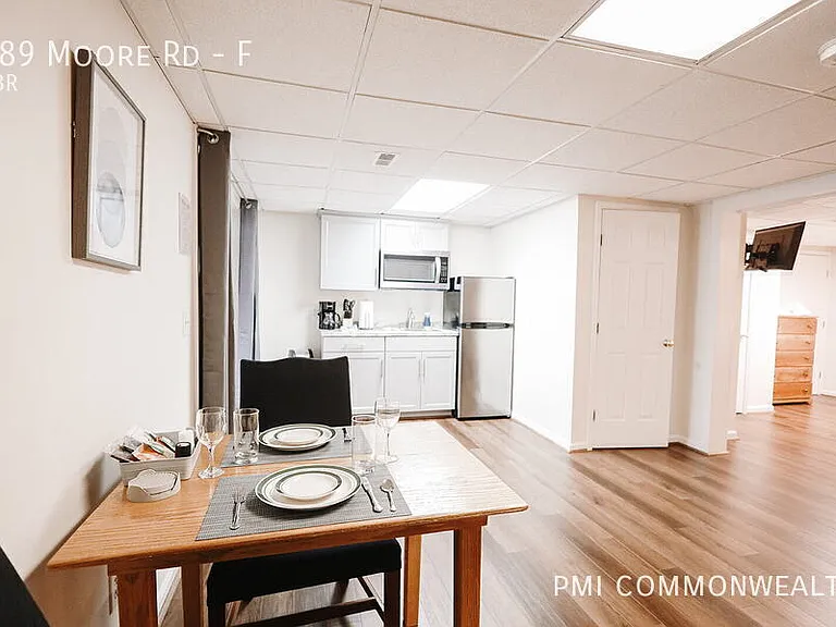 589 Moore Rd #F — Photo 7