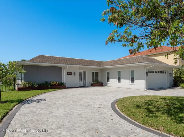 3626 Corsair Ct, New Port Richey, FL 34652