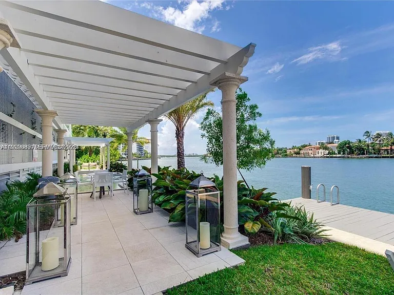 9821 E Bay Harbor Dr #503 — Photo 38