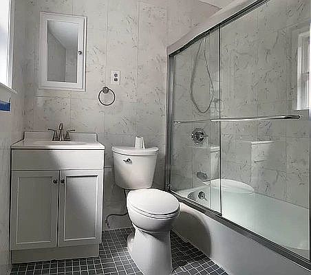 1st image of 1217 Ovington Ave #1