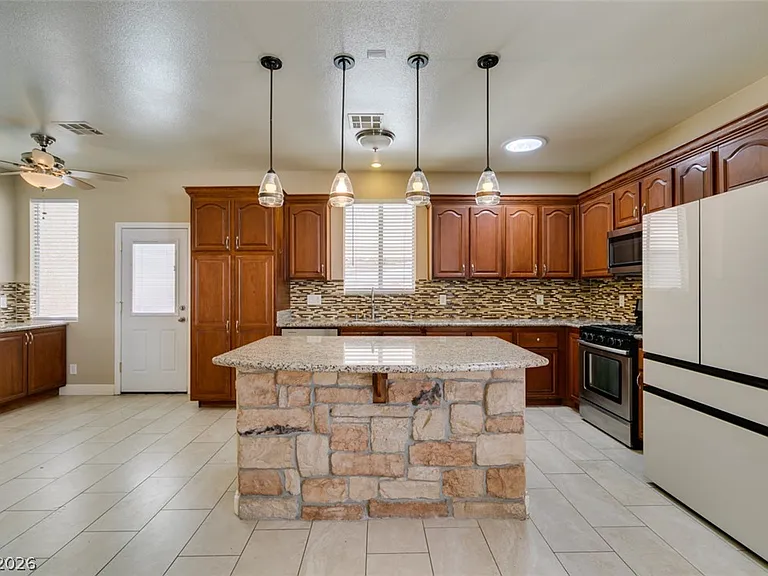2255 Calistoga Ct — Photo 20