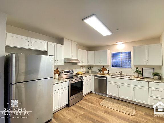 3rd image of 753 1st St W APT 1