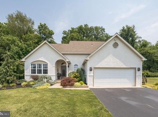 123 Rose Dr, Mullica Hill, NJ 08062