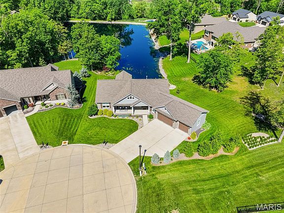 2nd image of 120 Independence Dr