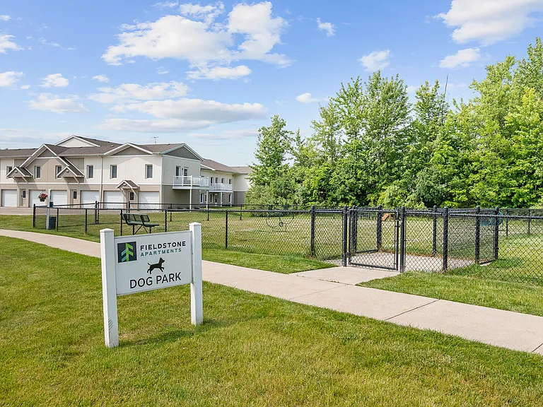 Fieldstone Apartments — Photo 35