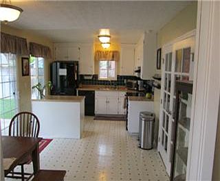 5287 Garrison Kitchen