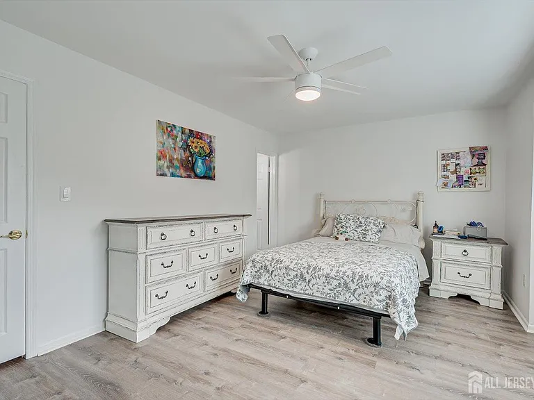 822 Darlington Dr — Photo 17