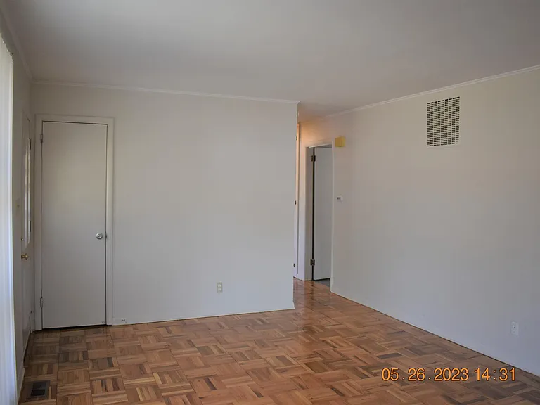 1442 E Lynn Dr — Photo 11