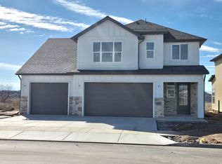 1651 W Ross Rd, Syracuse, UT 84075