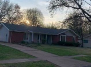 12539 Bellefontaine Rd, Saint Louis, MO