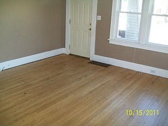 4th image of 1173 E Apple Ave