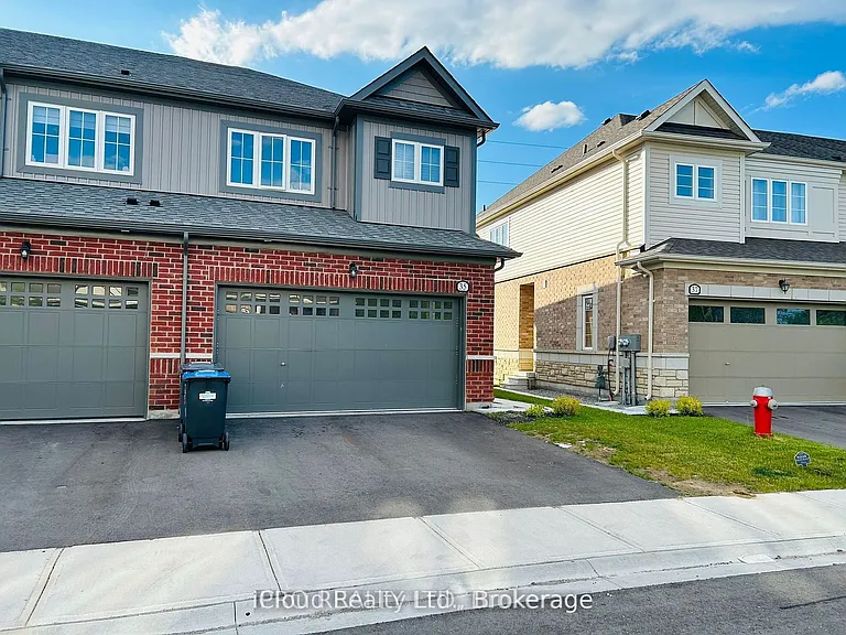 35 Brixham Ln #UPPER LEVEL — Photo 2