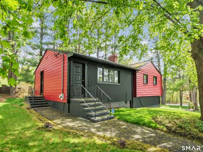 136 Harrison Drive, Hamden, CT, 06514