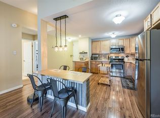 625 S Clinton St APT 2B, Denver, CO 80247
