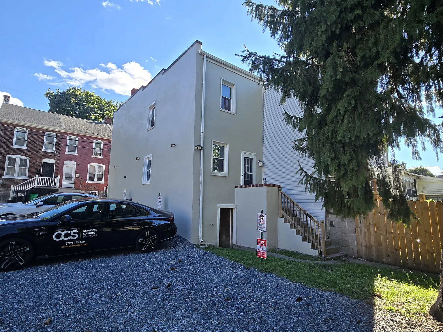 2 bed, 864 sqft, $1,150 — Photo 2