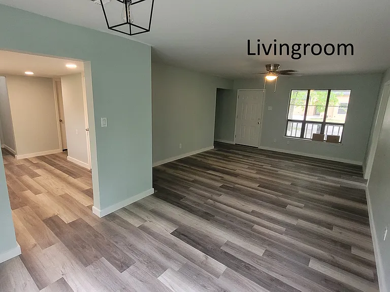 2740 Kavasar Dr — Photo 7