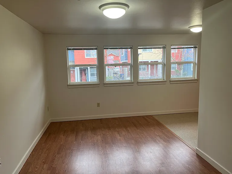 South Shore Court — Photo 12