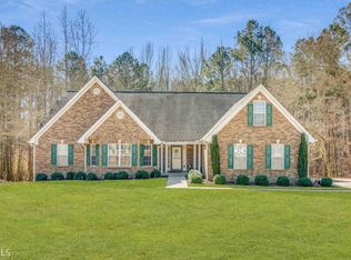 1611 Lake View Ct, Loganville, GA 30052