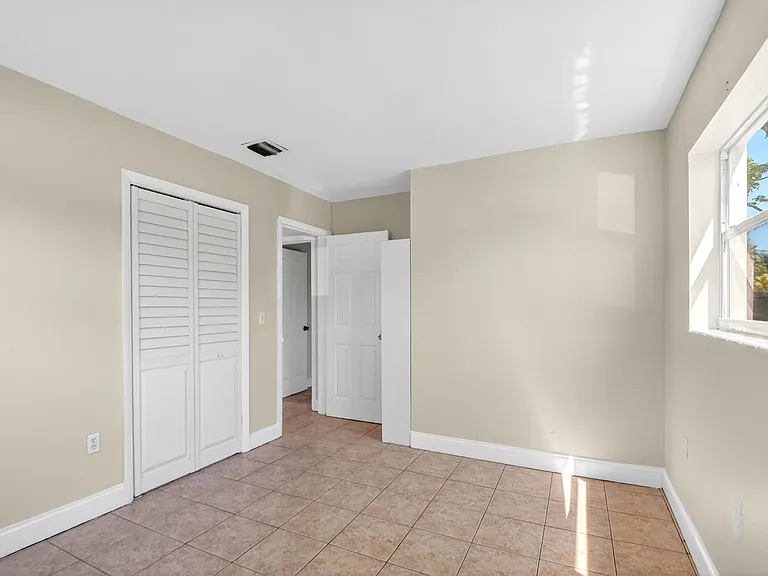 775 Snead Cir — Photo 21