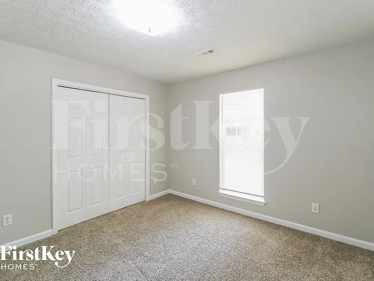 6137 Harvard Ct — Photo 15