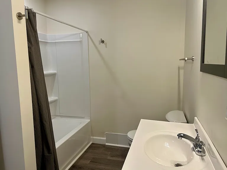 110 Redbud Ln — Photo 15